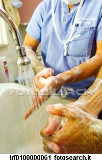 Il caro, vecchio sapone e l'acqua corrente sono il metodo più efficace per proteggerti dall'influenza suina